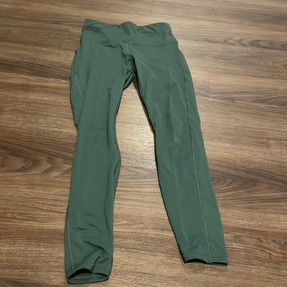 Green fabletics leggings